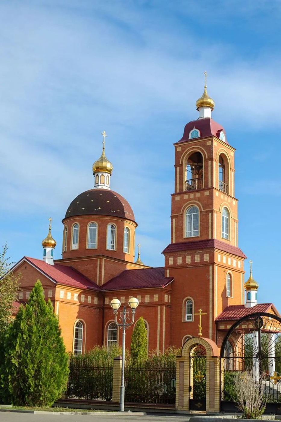 Экскурсия для воспитанников летнего лагеря в храме Иверской иконы, с. Грачёвка