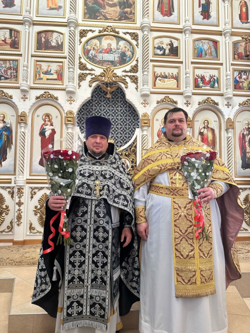 Протоиерей Сергий принимает поздравления