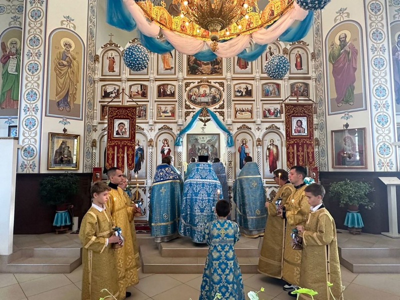 Крестный ход в престольный день