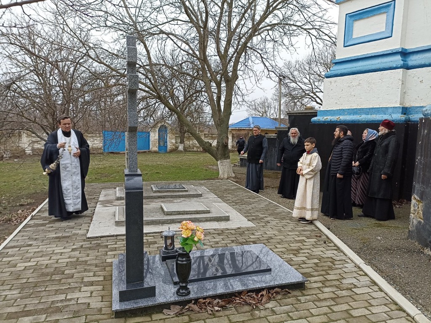 Благочинный протоиерей Сергий Гринев возглавляет Литургию